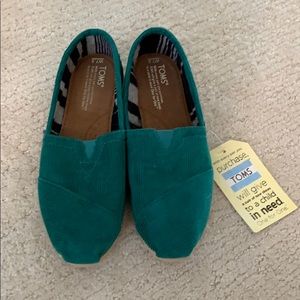 Toms Classic Green Shoes
